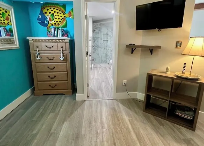 3 Bedroom With View In Al Apartment Gulf Shores