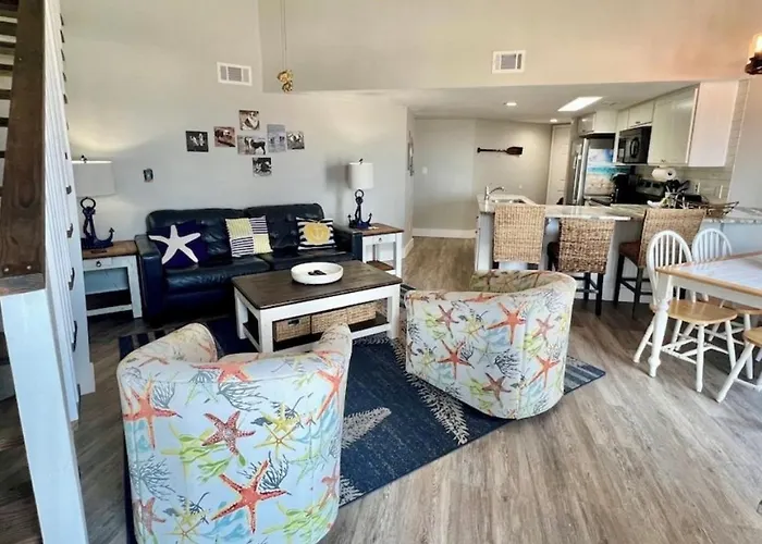 Apartment 3 Bedroom With View In Al